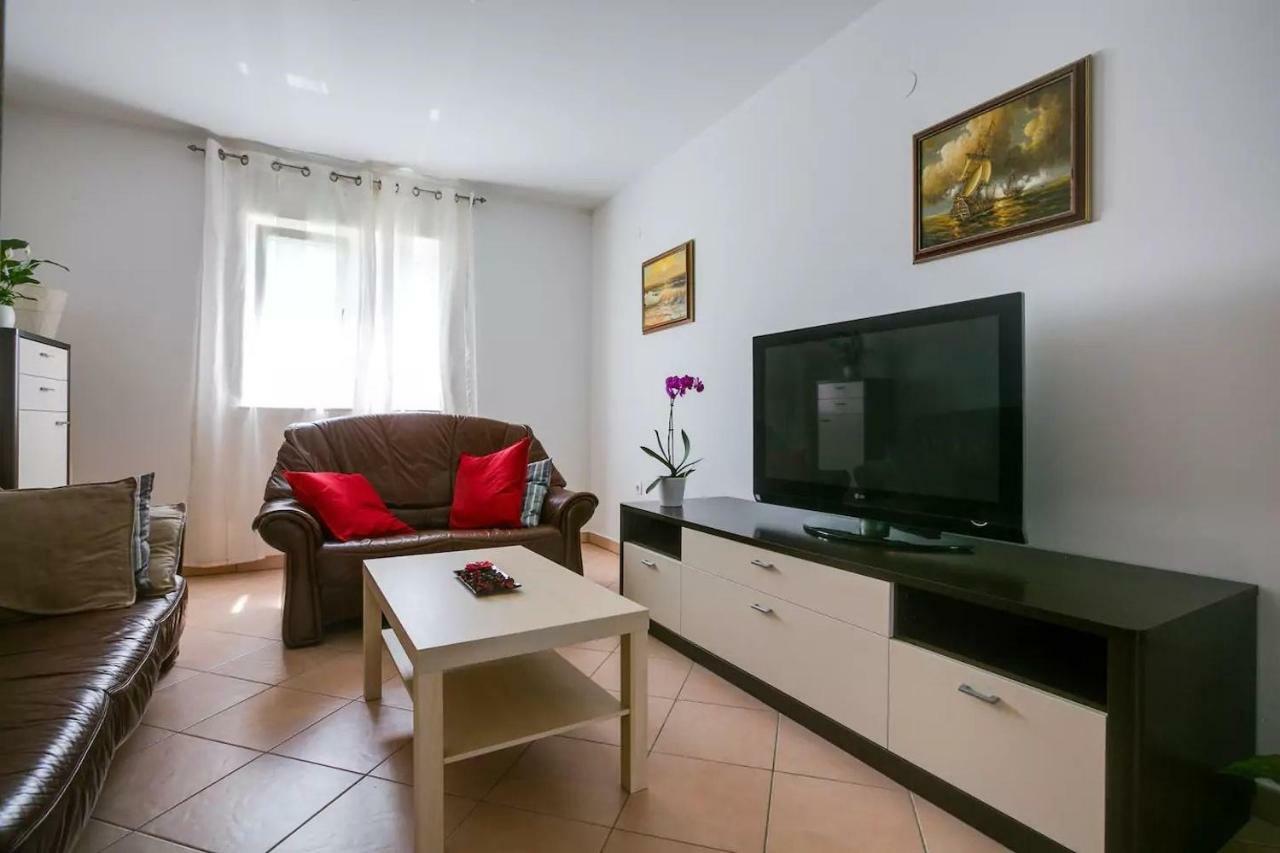 Apartment Vitalia 2+2 波雷奇 外观 照片