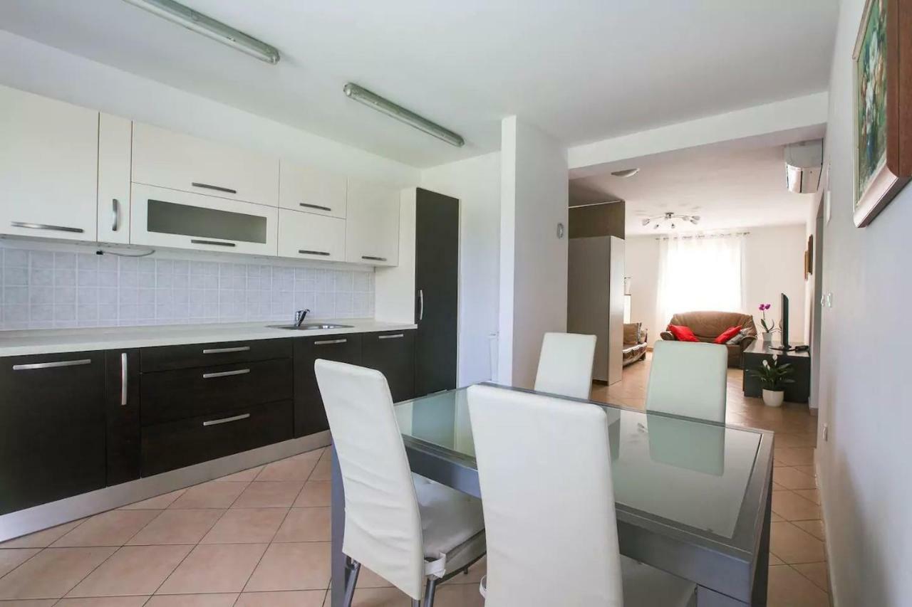 Apartment Vitalia 2+2 波雷奇 外观 照片